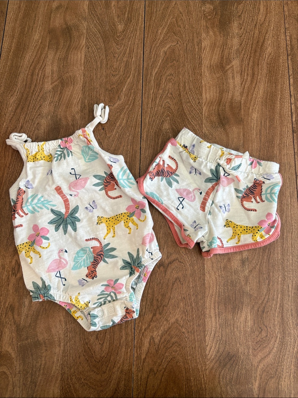 Garanimals Neutral Romper with Pastel Floral shorts safari animals